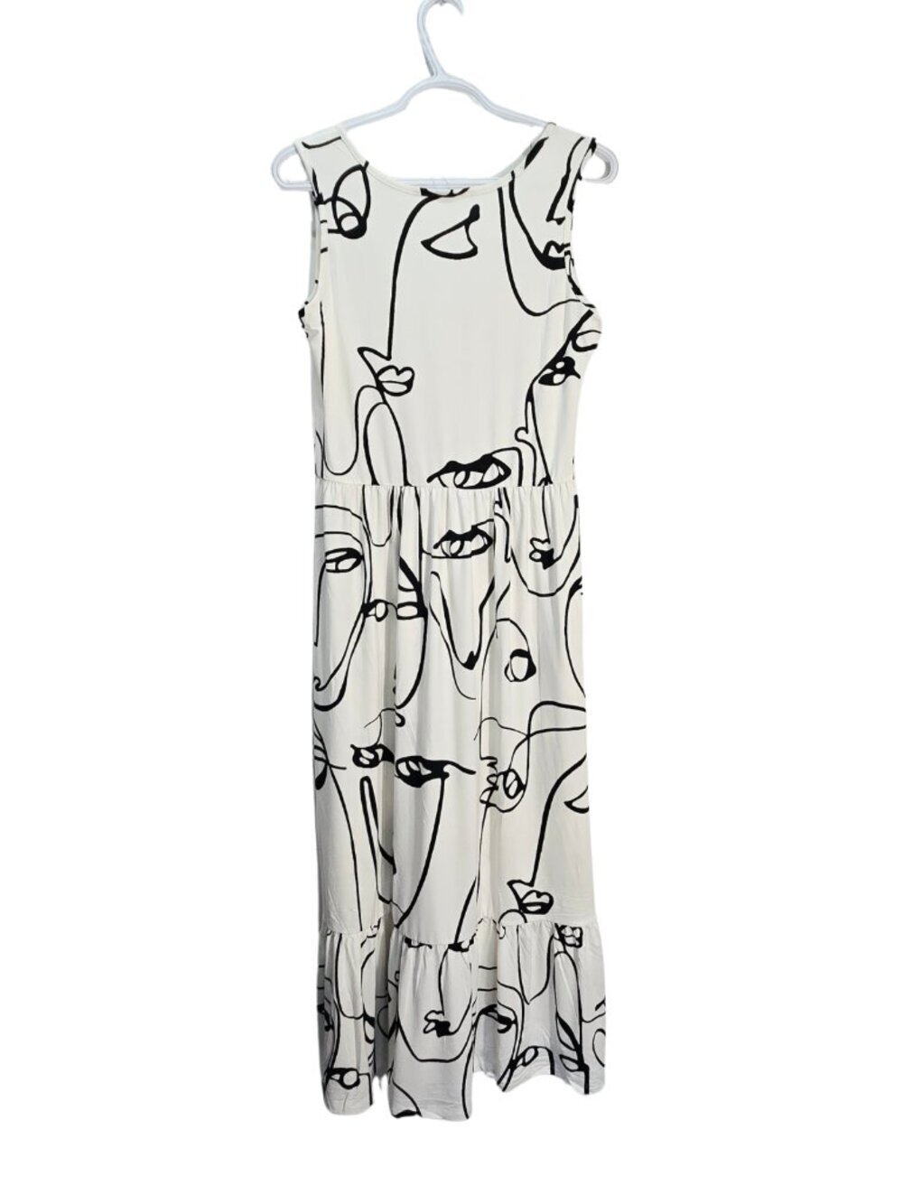 Sleeveless White Maxi Dress with Abstract Black Line Print - Picture 4 of 9